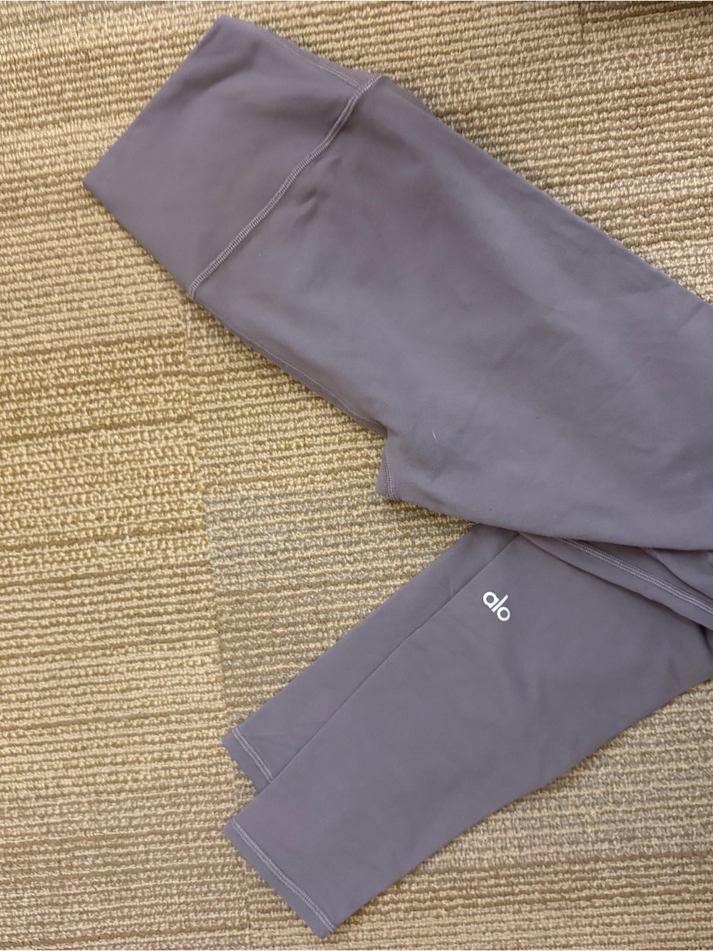 Alo Leggings